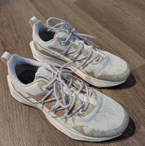 Men's New Balance Tektrel White and Tan Running Hiking Casual Sneakers Size 9